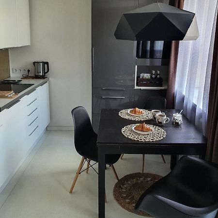 Whitebeeapartament Lägenhet Wrocław Exteriör bild