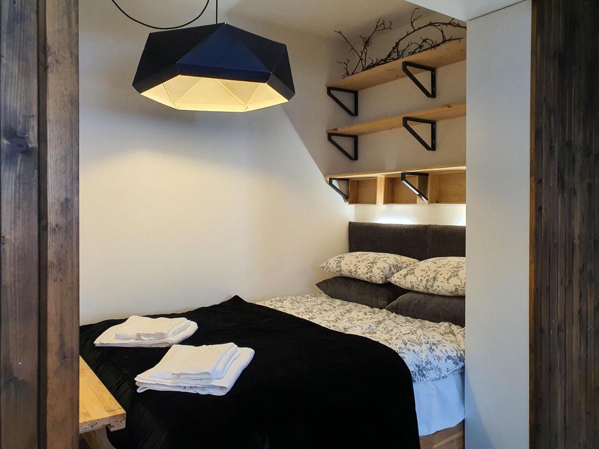 Whitebeeapartament Lägenhet Wrocław Exteriör bild
