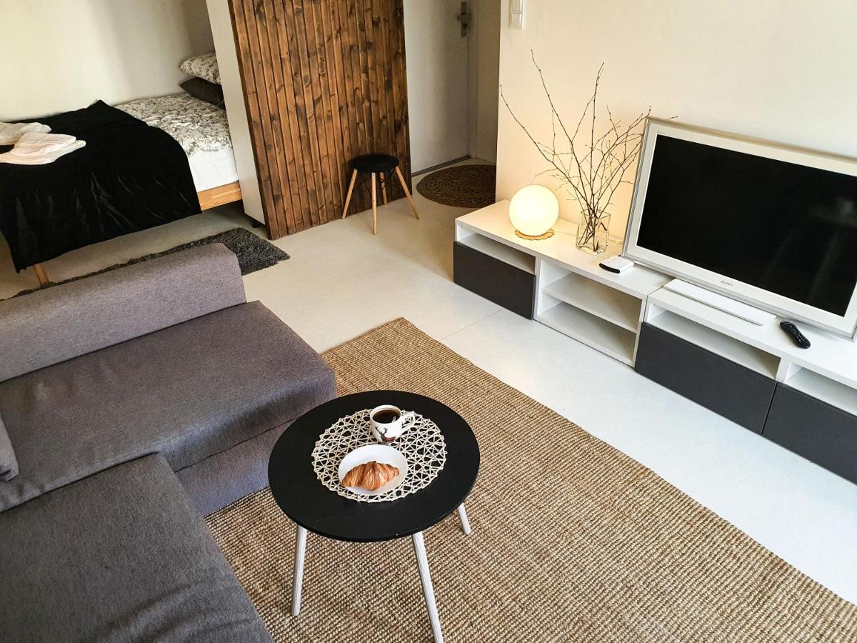 Whitebeeapartament Lägenhet Wrocław Exteriör bild
